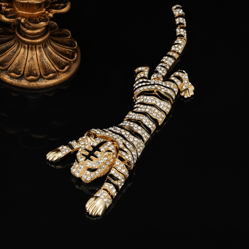 Large Tiger Brooches with Rhinestones and Animal-Themed Shawl Pins for Men and Women