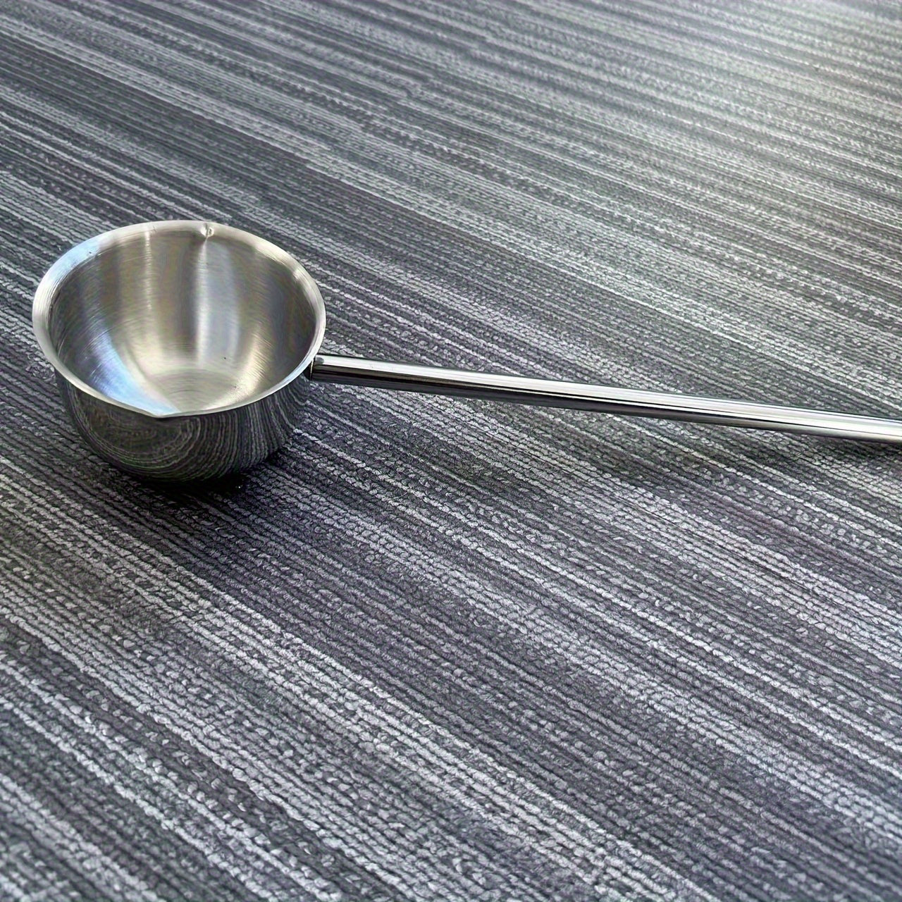 Прочный мини-стальной горшок с длинной ручкой, идеальный для нагрева или наливания масла/молока, универсальный кухонный инструмент для использования как в помещении, так и на улице.