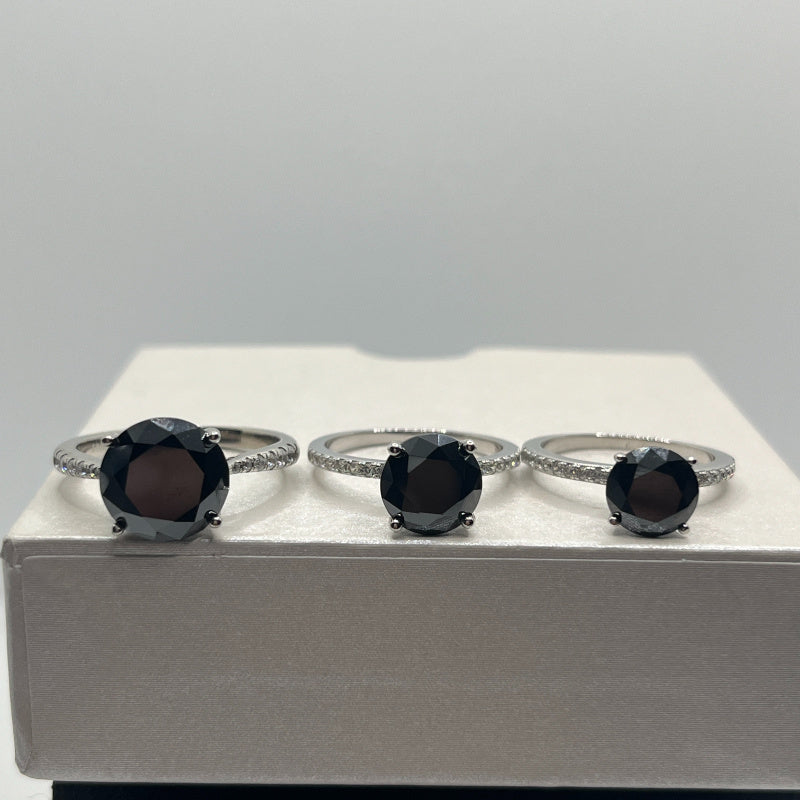 Black Moissanite Engagement Ring 2-5 Ct Round Cut Four-Claw Wedding Jewelry