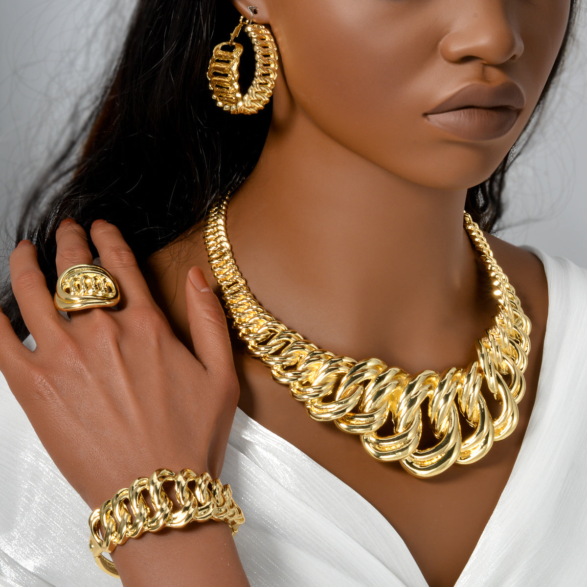 Women's Copper Jewelry Set with Interlocked Circle Choker Earrings Bracelet Ring