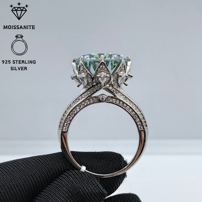 925 Sterling Silver Vintage-Inspired Octagonal Design 10 Carat Light Blue Moissanite Ring, Tug'ilgan kunlar va yubileylarga ideal