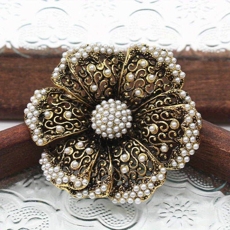 Retro Rhinestone Flower Brooch with Pearl Embellishments and Filigree Cut-Out Design