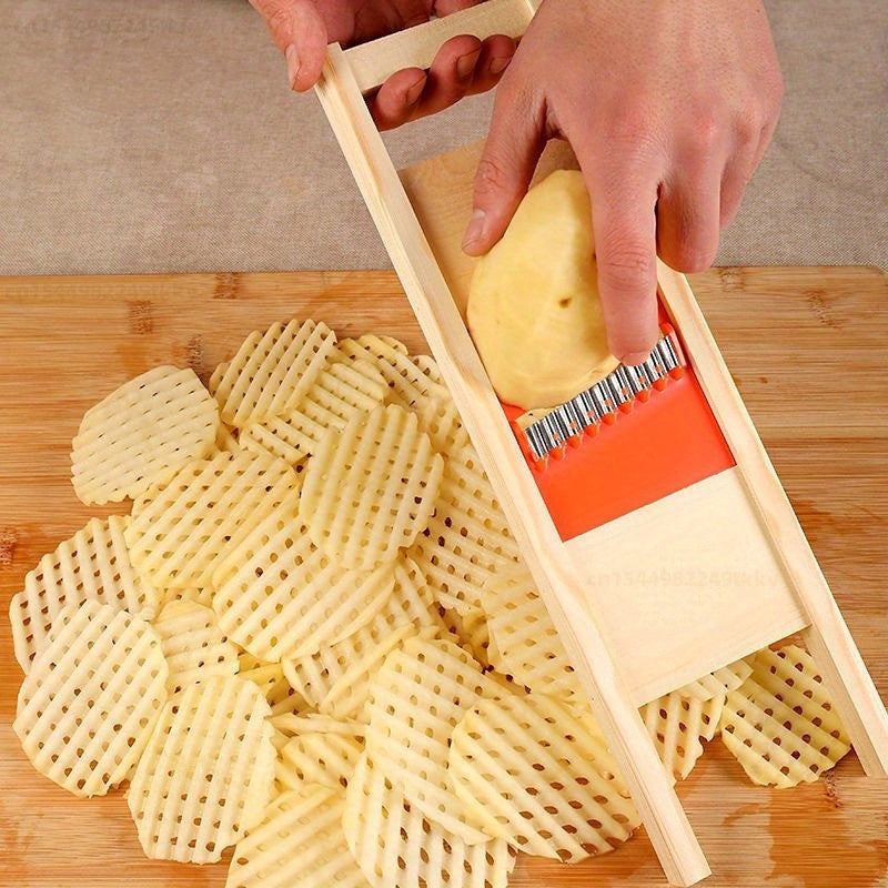 Potato and Vegetable Slicer with Flower Design, Manual Wave Cutter, Durable Plastic Kitchen Tool