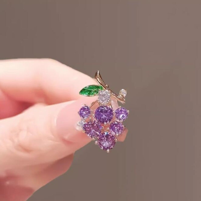 Mini Grape Resin Brooch Set for Jackets and Suits 2 Pieces Stylish Accessory