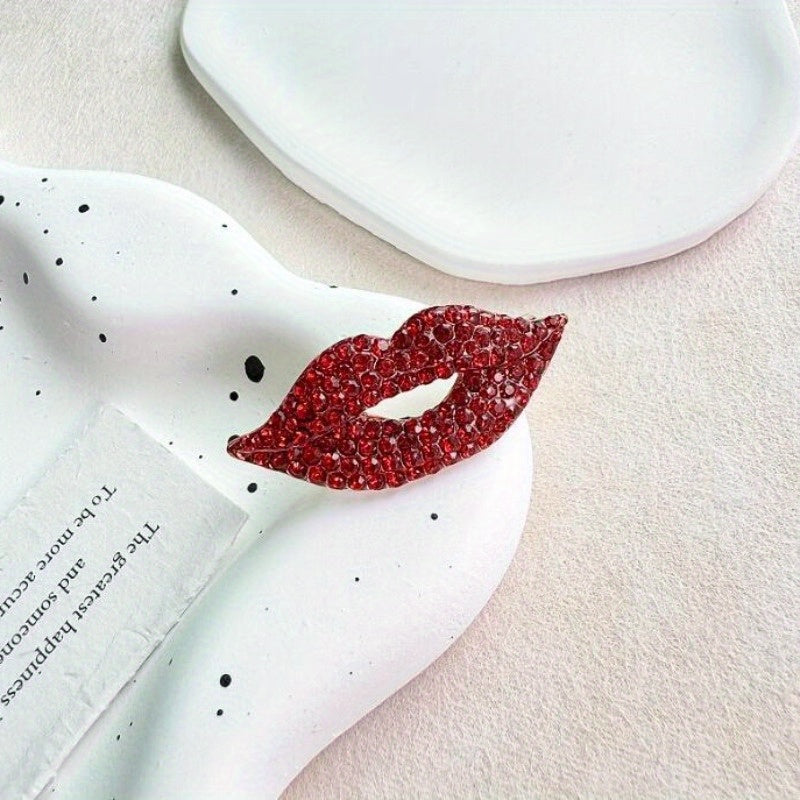 Red Lip Brooch with Sparkling Diamonds for Elegant Fashion Accessories