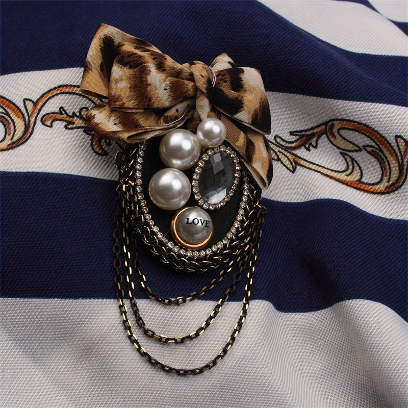 Elegant Rhinestone and Pearl Brooch Pin for Parties and Daily Wear