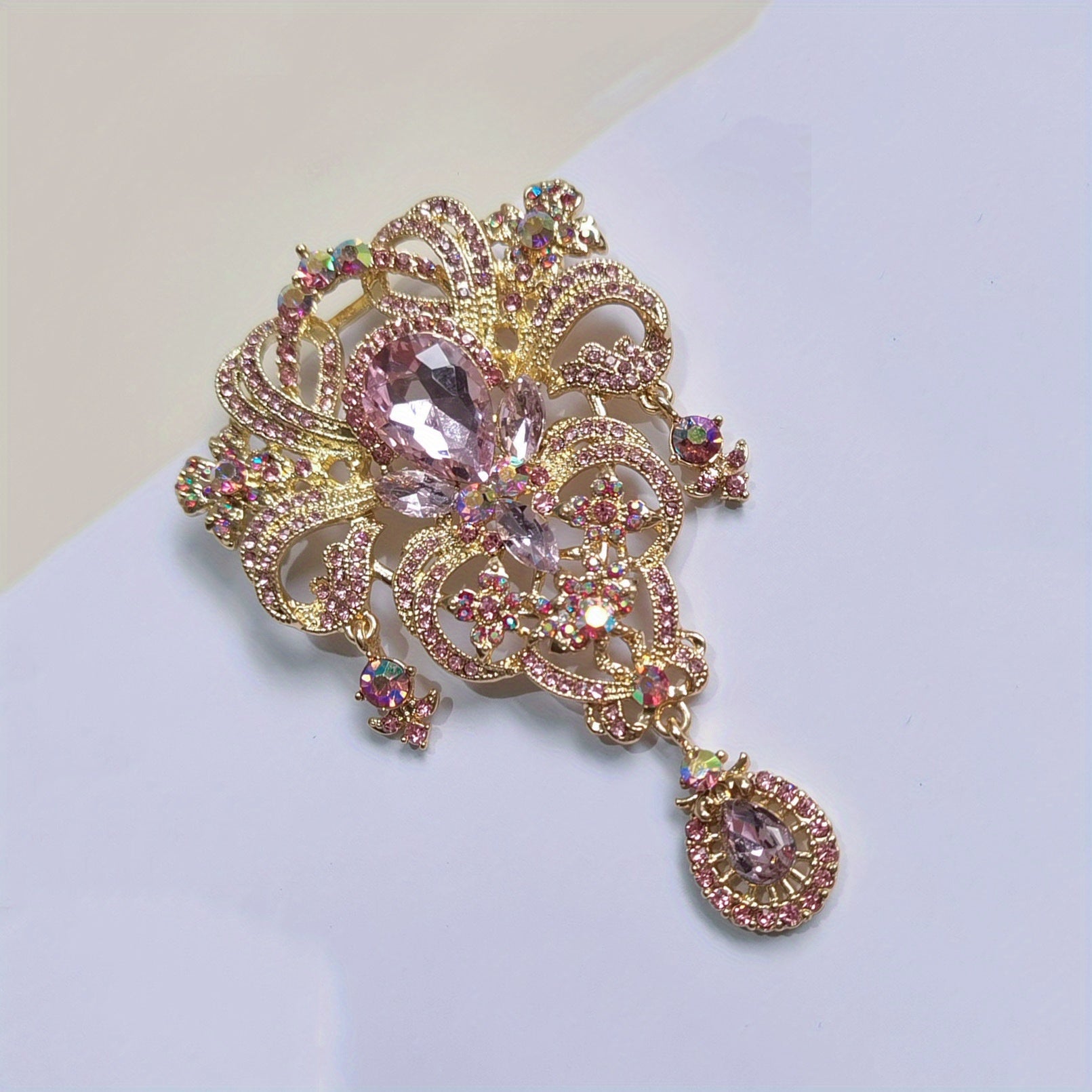 Antique-Inspired Crystal Flower Brooch Rhinestone Jewelry for Scarves and Clothing
