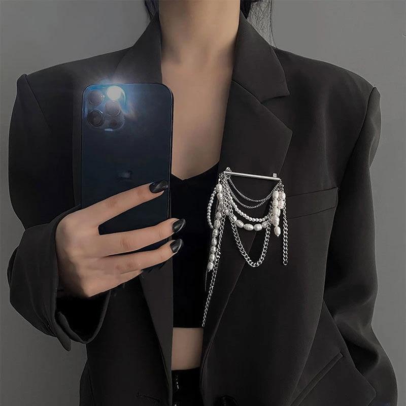 Women's Pearl Brooches Pins Elegant Fashion Accessories for Parties and Events