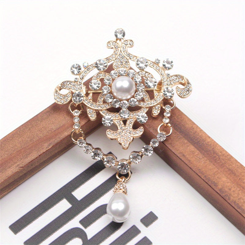 Опулентная брошь с кисточкой из страз: Изысканные аксессуары нового века для женщин - Идеальный подарок для знаковых событий