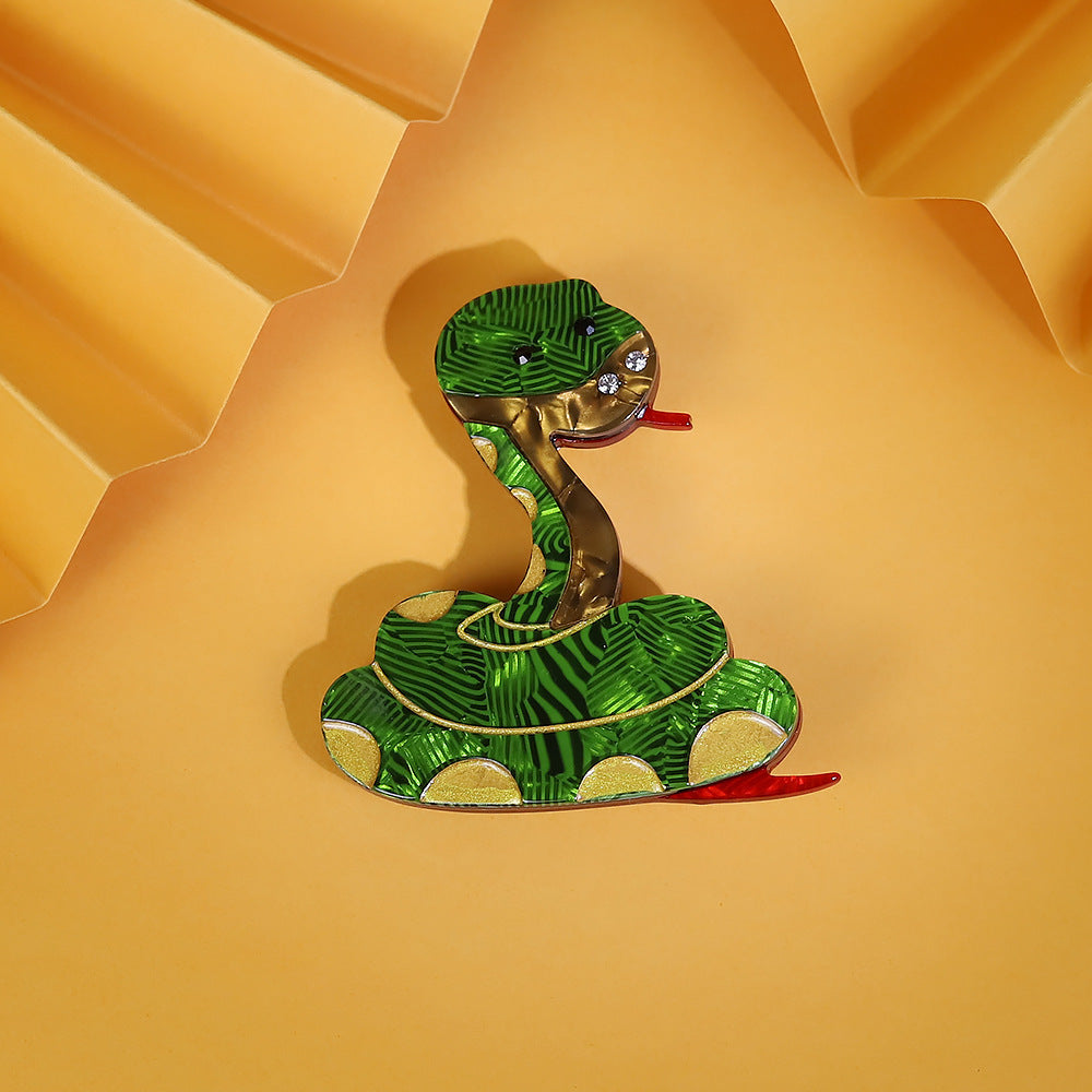 Kiyim uchun shirin ilon brosh, rhinestones va marjonlar bilan bezatilgan zargarlik buyumlari