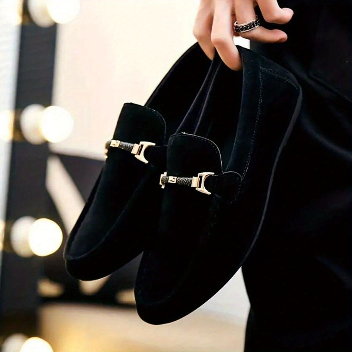 Erkaklar uchun bir rangli penny loafers, toshli tagliklar bilan, yoz, bahor va kuzda ochiq havoda yurish va haydash uchun yengil slip-on tasodifiy poyabzallar.