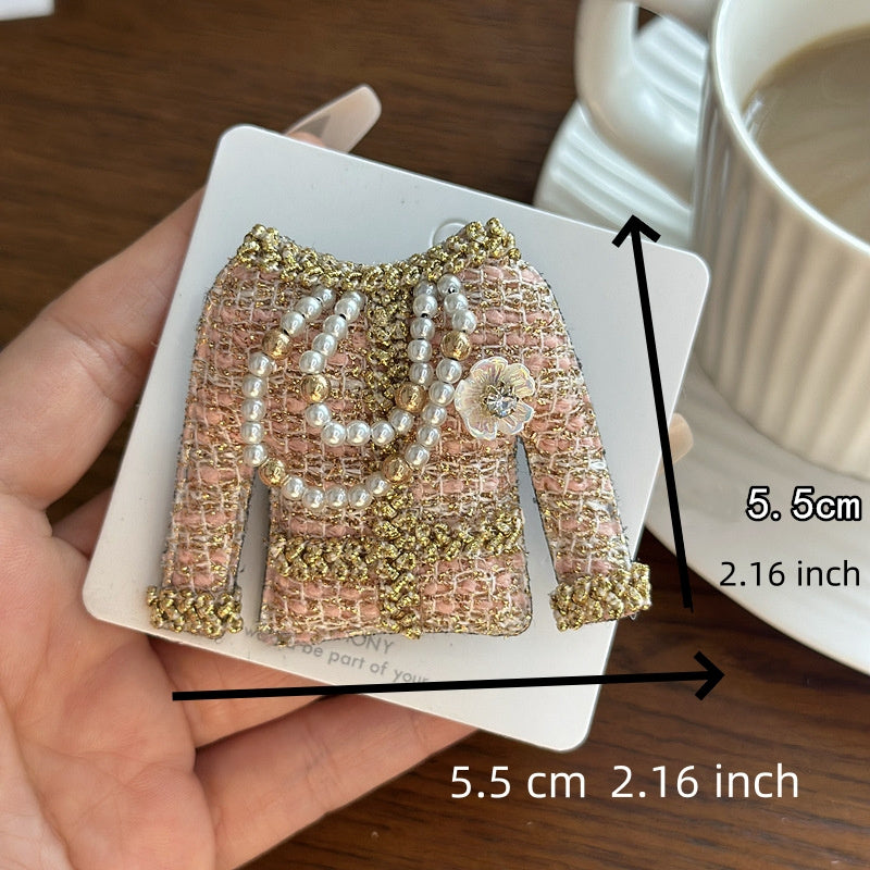 Unique Cloth Brooch Pin with Elegant Unconventional Design for Women's Fashion