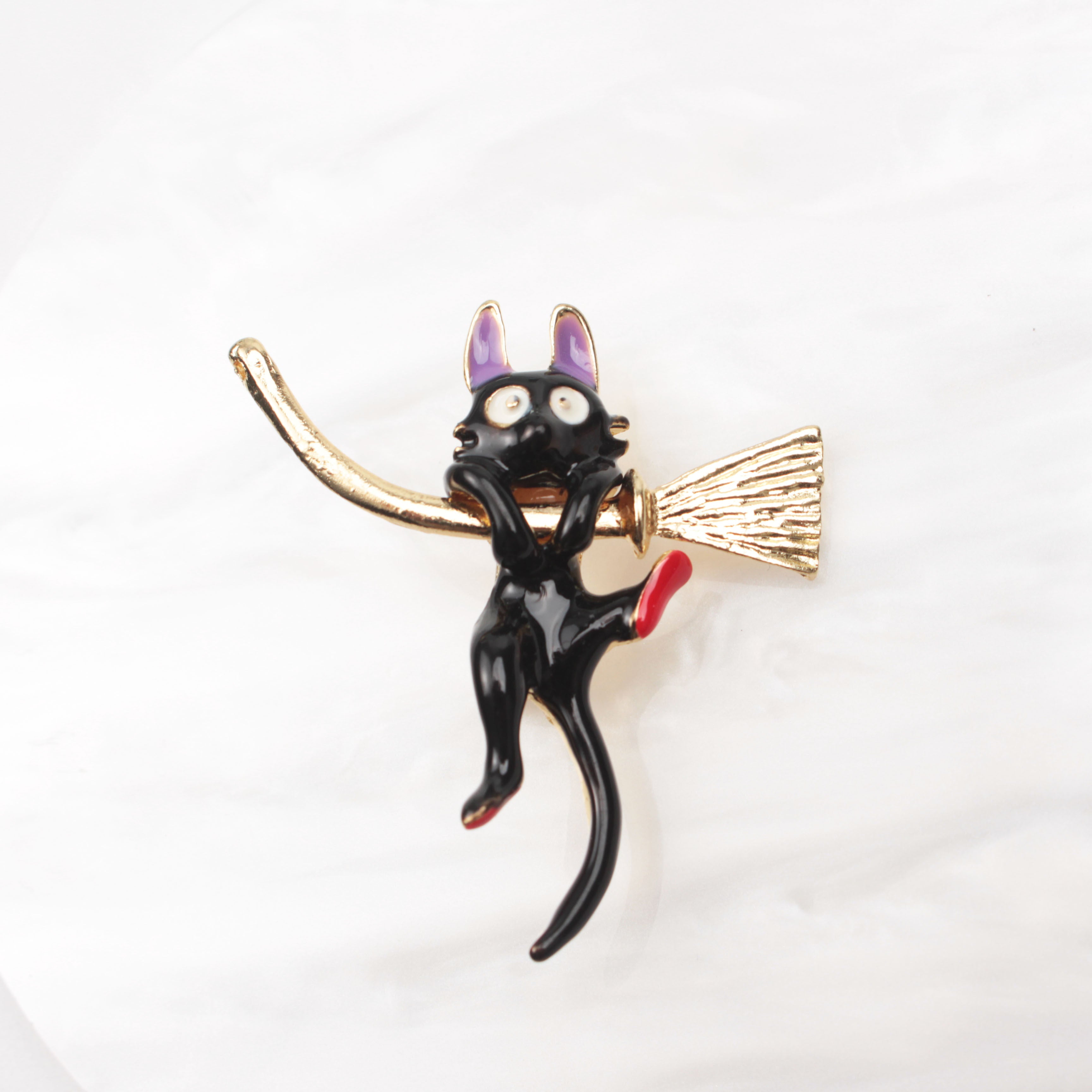 Enamel Cat Brooch Animal Shape Modern Design Cute Jewelry Accessories
