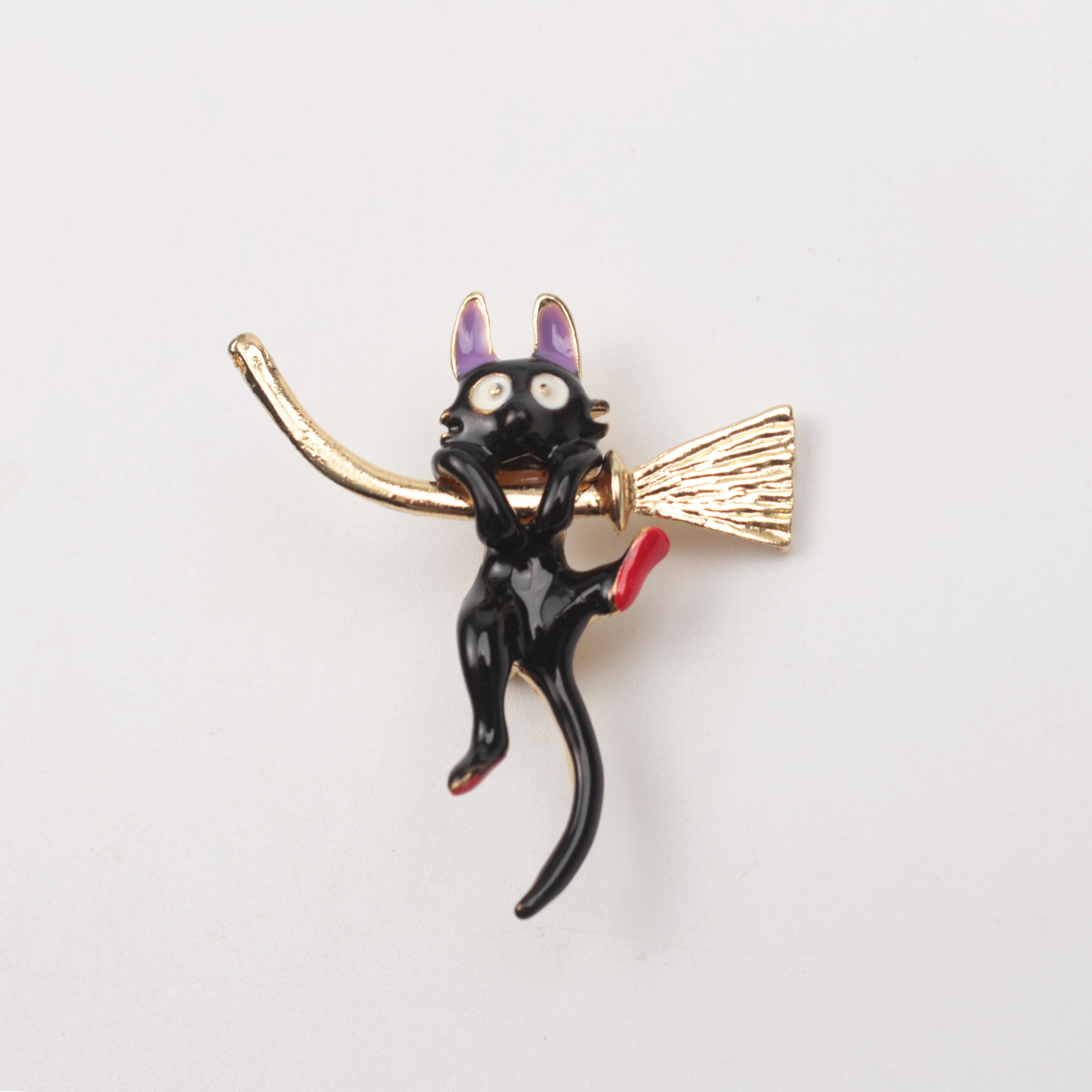 Enamel Cat Brooch Animal Shape Modern Design Cute Jewelry Accessories