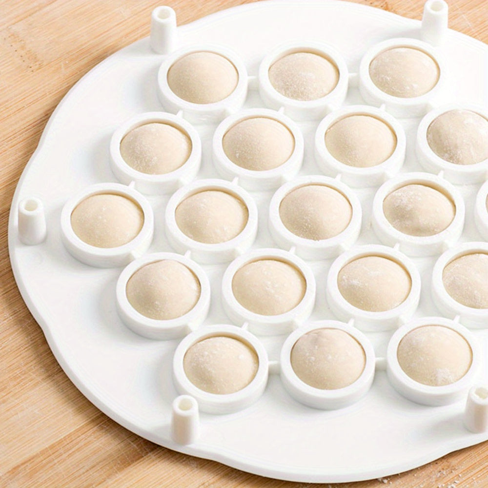 19-Hole Plastic Ravioli and Dumpling Press Round Shape Manual Kitchen Tool