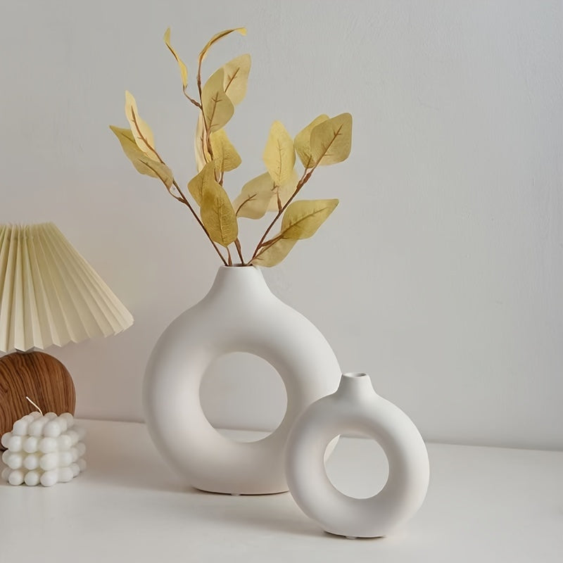 Donut-Shaped Plastic Vase for Home Decor, Modern Living Room Accent