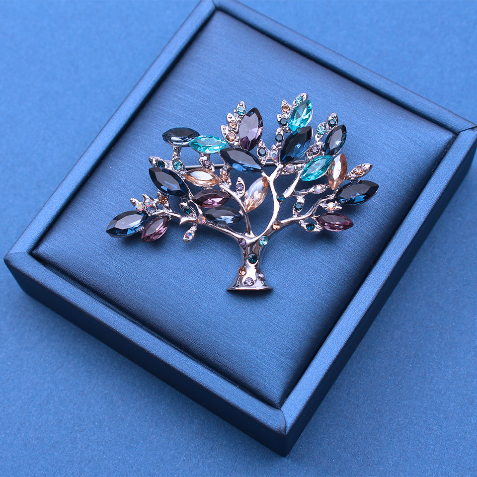 Women’s Tree of Life Brooch Rhinestones Elegant Jewelry for Lovers of Luxury Fashion