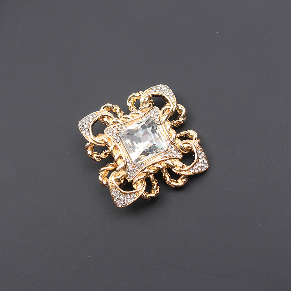 Medieval Brooch for Women Rhinestone Jewelry Vintage Pin Elegant Accessory