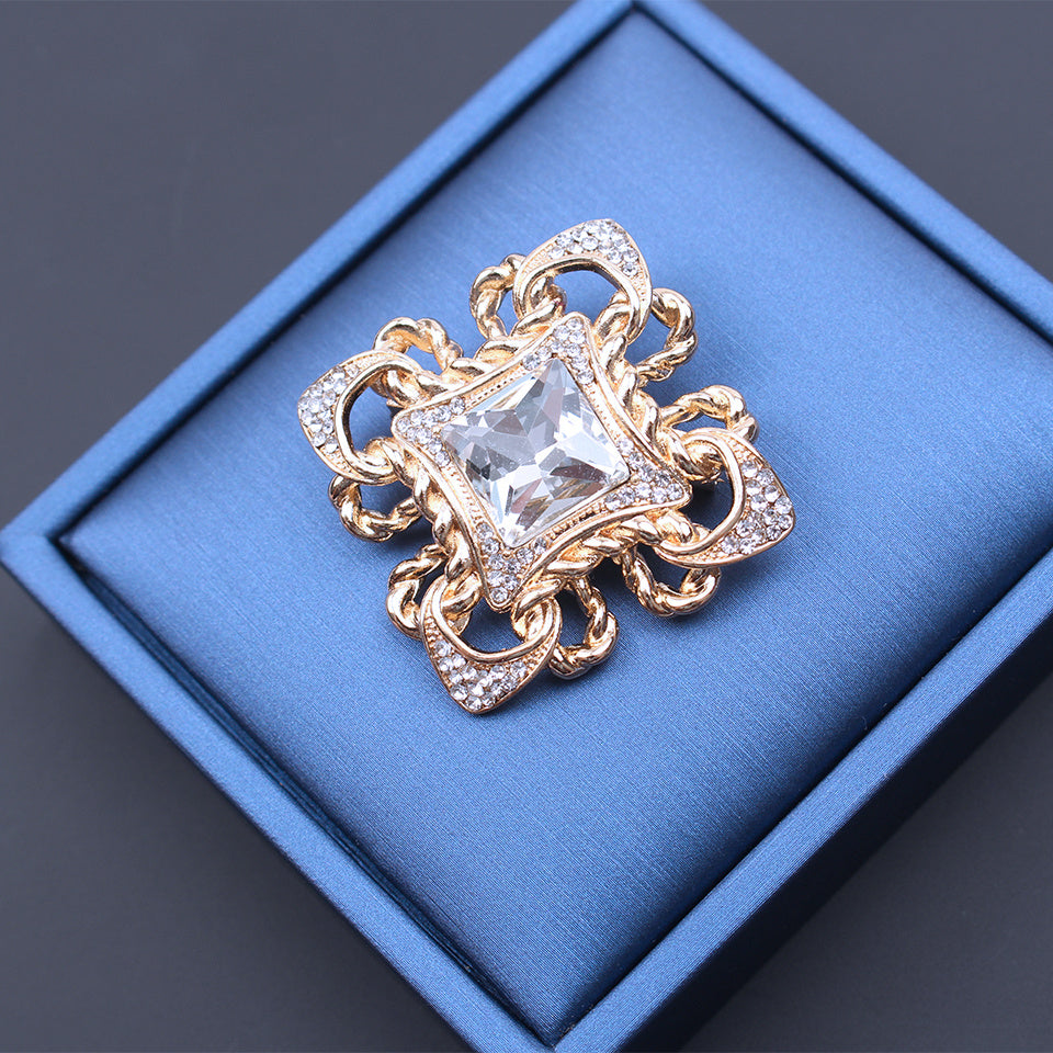Medieval Brooch for Women Rhinestone Jewelry Vintage Pin Elegant Accessory