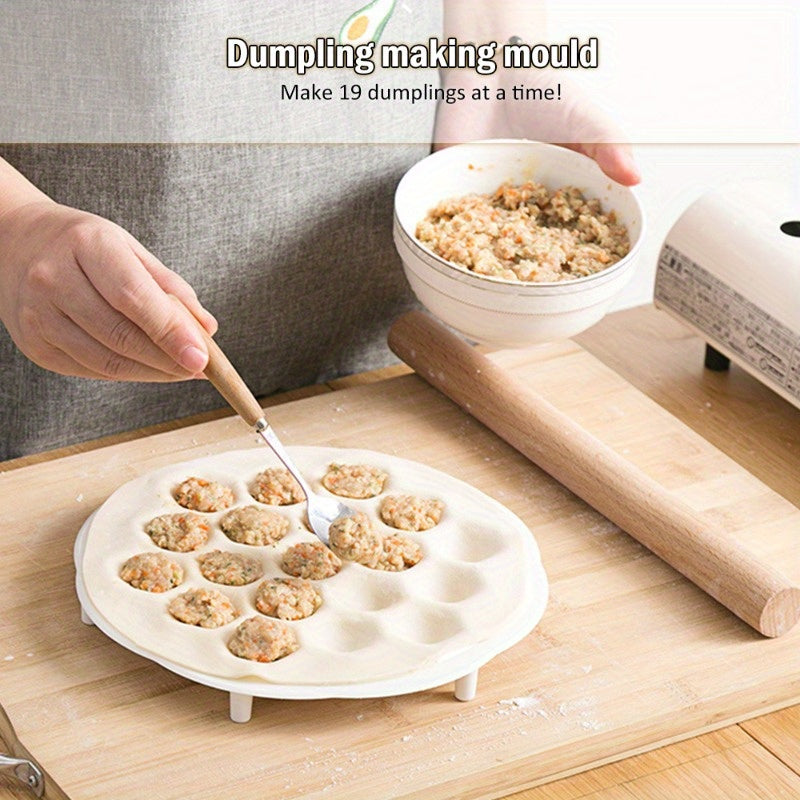 19-Hole Plastic Ravioli and Dumpling Press Round Shape Manual Kitchen Tool