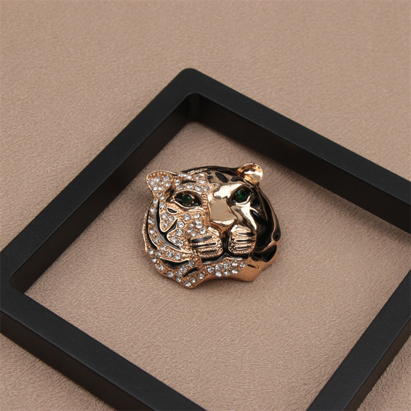 Elegant Rhinestone Tiger Head Brooch Pin Animal-Shaped Jewelry for Parties and Daily Wear