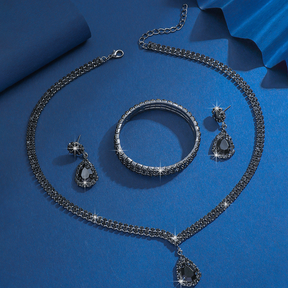 Women's Boho-Chic Black Rhinestone Teardrop Jewelry Set Necklace Earrings Bracelet for Weddings Parties