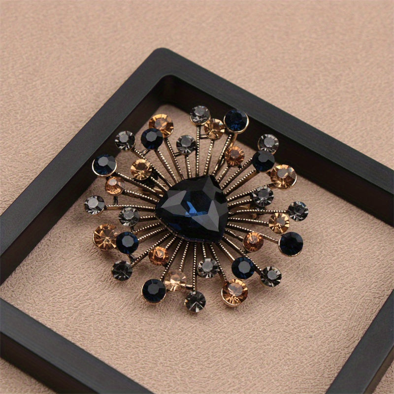 Elegant Water-Cut Rhinestone Flower Brooch for Women