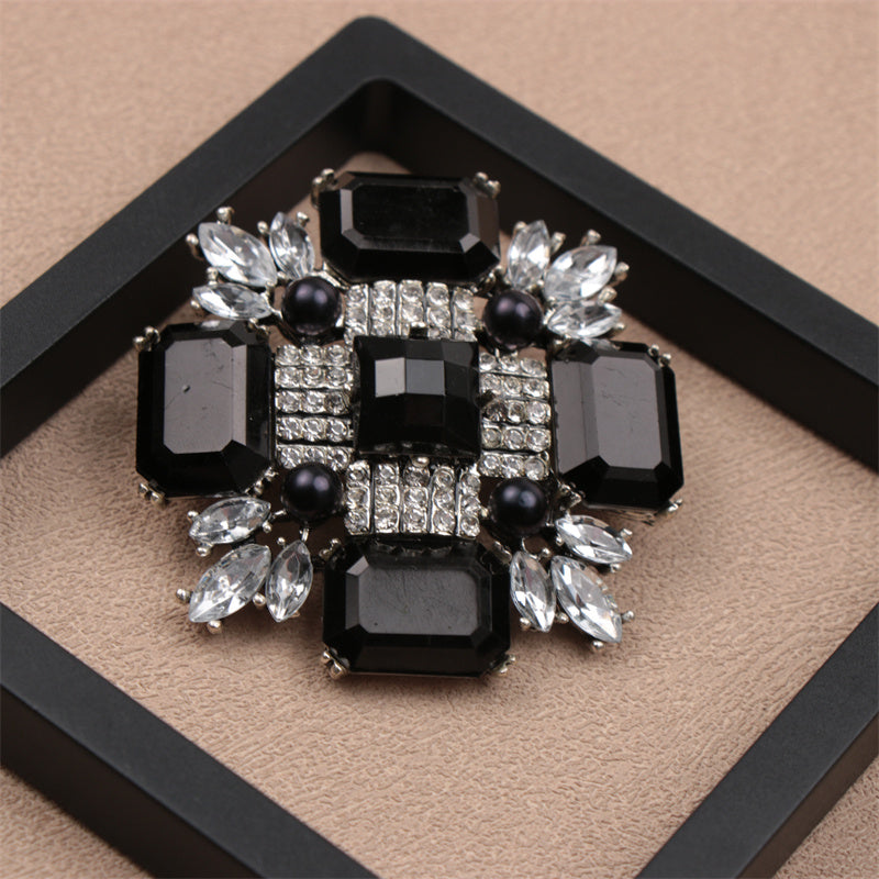 Water-Cut Rhinestone Brooch for Women Elegant Jewelry Accessory