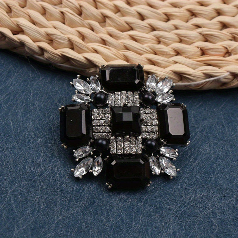 Water-Cut Rhinestone Brooch for Women Elegant Jewelry Accessory