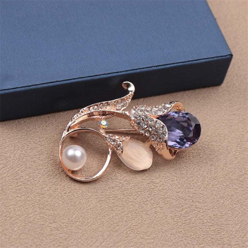 Floral Rhinestone Pearl Brooch for Women Irregular Flower Shape Jewelry