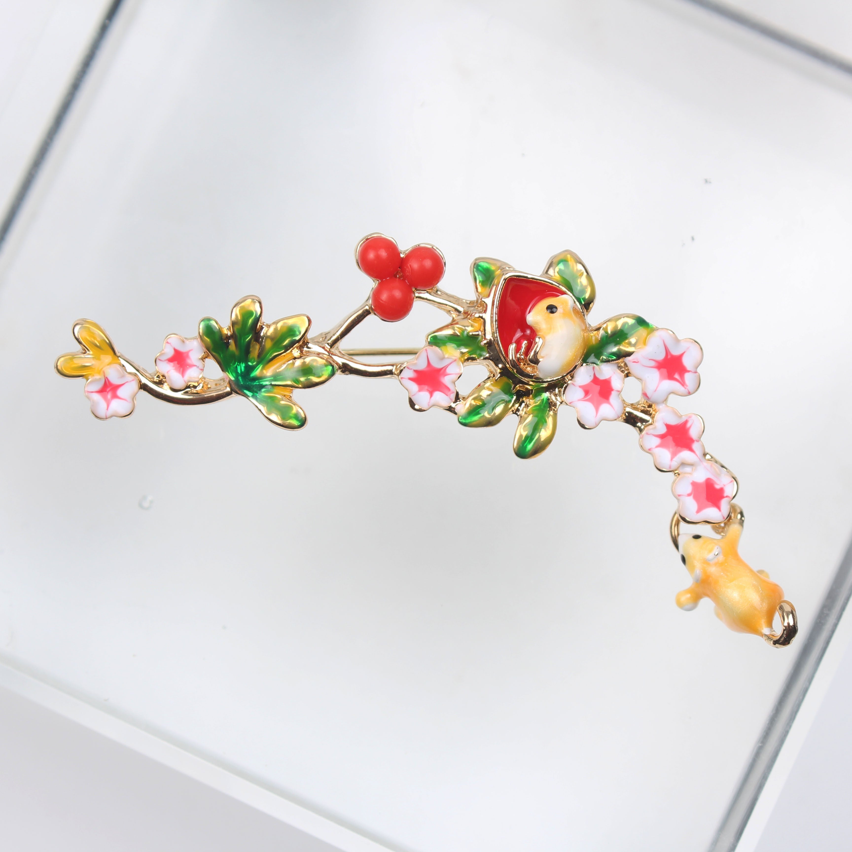 Enamel Squirrel Brooch Animal Floral Jewelry for Women Gift Elegant Novelty