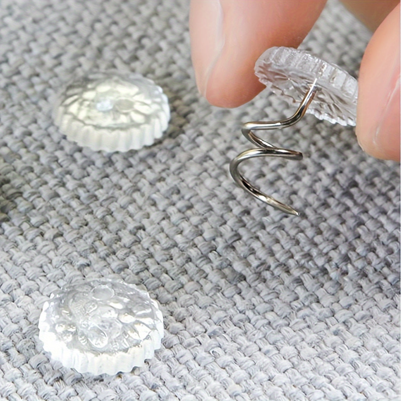 20-Pack Bed Skirt Pins Twist Tacks for Sheets Upholstery Cushions Clear Non-Slip