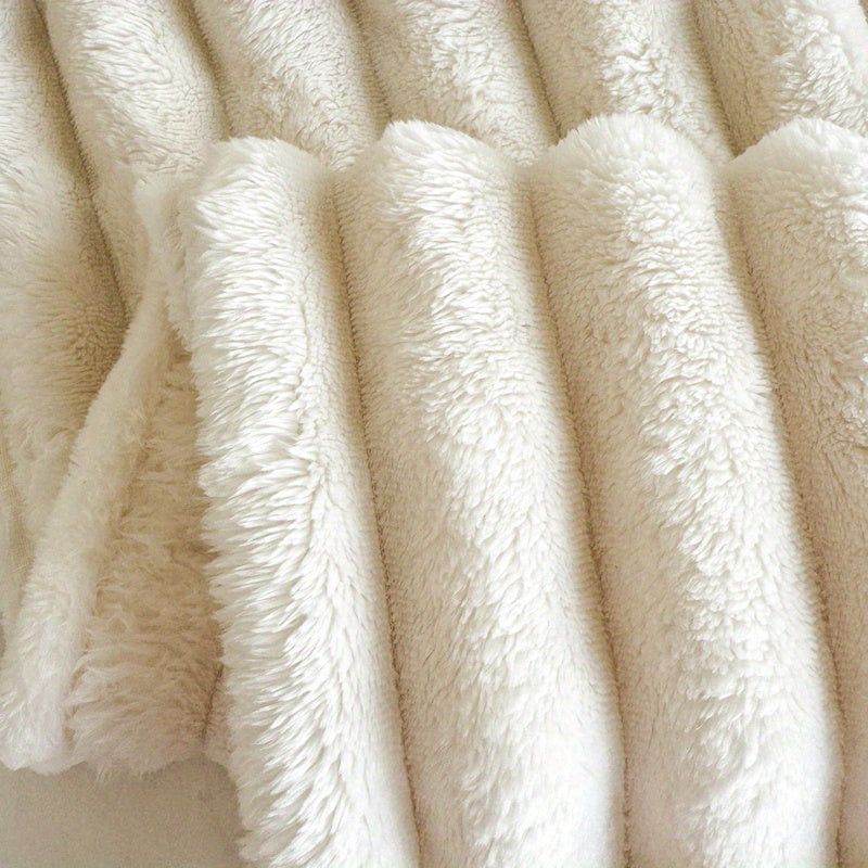 Knitted Throw Blanket Soft Milk Velvet Flannel Stripe Pattern Warm Cozy All Seasons