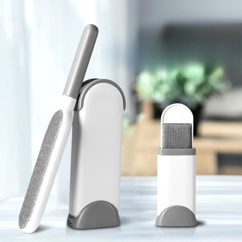 Yangi uy roʻyxatidan chiqaruvchi - elektr statik choʻp, u sizning kiyimlaringiz, yotoq, divan va boshqalaridan tol va sochlarni osonlik bilan olib tashlaydi. Ushbu ko‘p funksiyali depilatsiya cho‘p bilan joyingizni toza va yangilab turing.