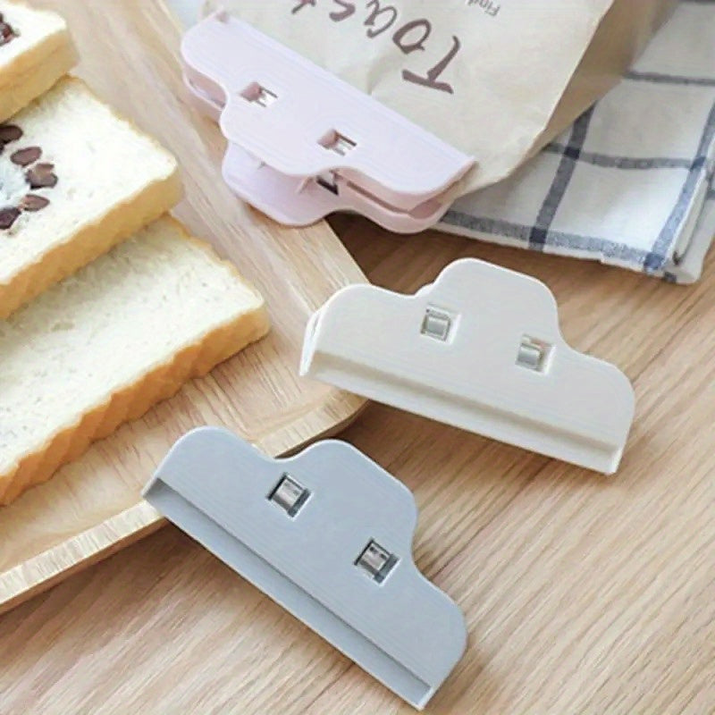 Set of 6 Moisture-Proof Food Sealing Clips for Snacks and Bag Sealing