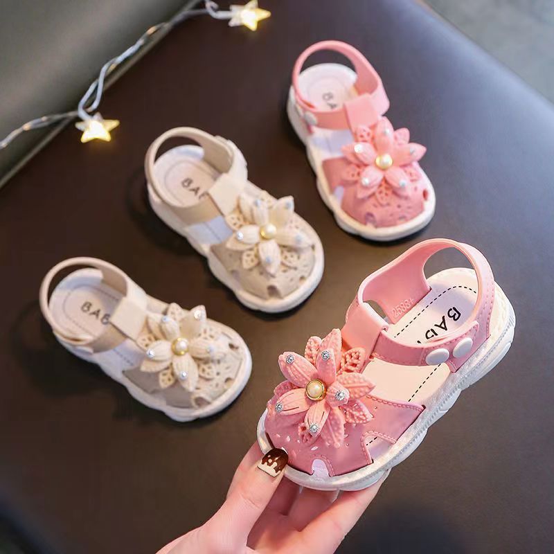 Toddler Girl Summer Flower Embellished Low-Top Sandals PVC Hollow Cut-Out Shoes with Buckle Closure
