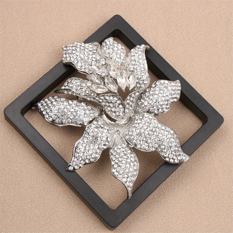 Elegant Rhinestone Flower Brooch for Women Irregular Shape Jewelry Accessories