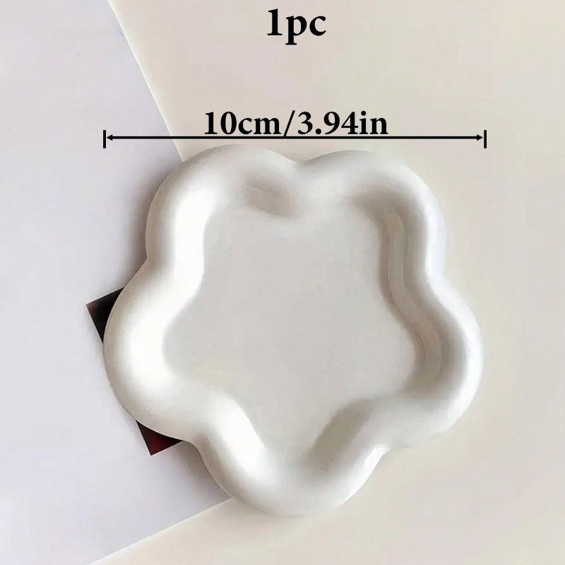 Nail art va aksessuarlarni tartibga solish uchun zamonaviy gullar bilan bezatilgan rezina taxta, zargarlik buyumlari va ko'p maqsadli uy dekoratsiyasi uchun mukammal.