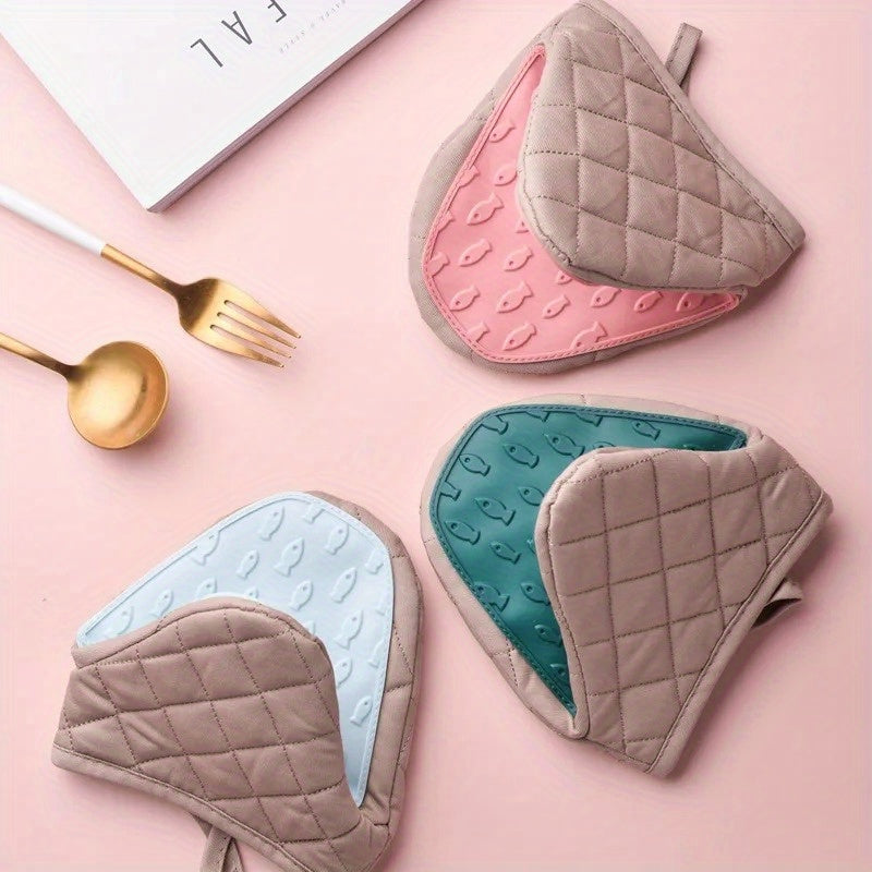 Silicone Trivets with Cotton Cover Set of 2 Heat-Resistant Pot Holders Kitchen Mats