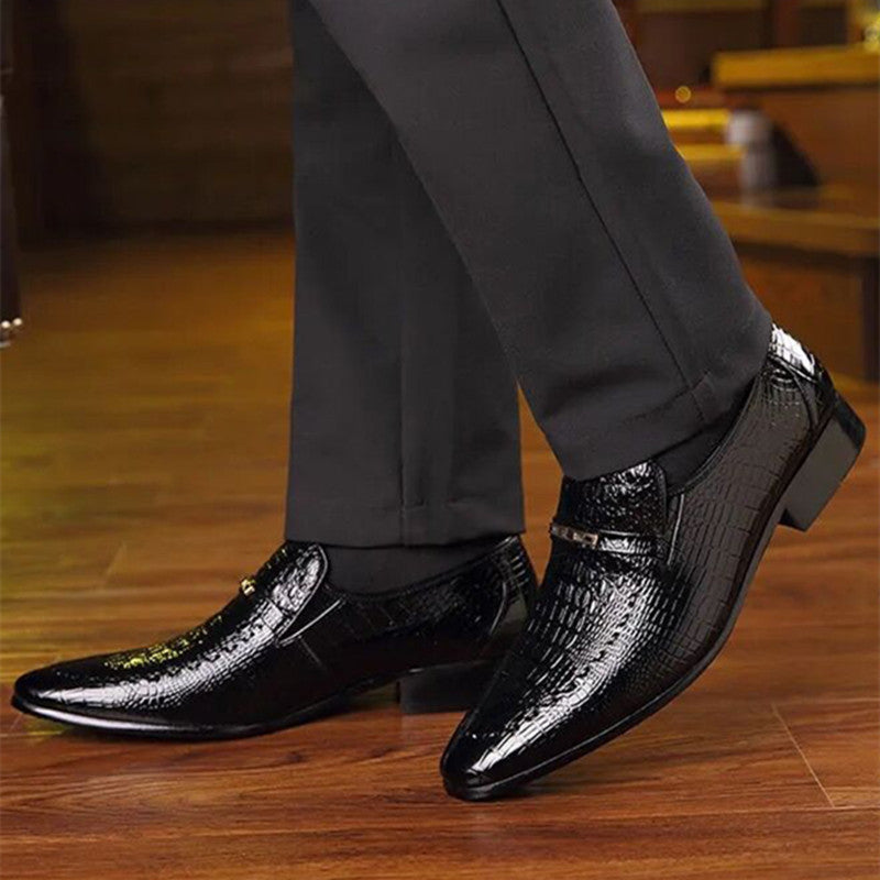 Erkaklar uchun jigarrang penny loferlar, krokodil tuzilishi, metall teshik, biznes, ofis, partiyalar, to'ylar uchun mos.