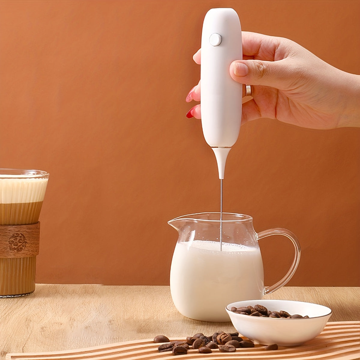 Electric Milk Frother Handheld 4W Cordless Easy to Use for Lattes Cappuccinos
