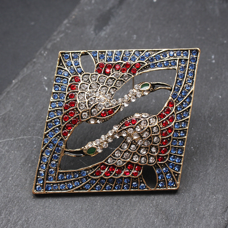 Retro-Style Crane and Phoenix Brooch with Rhinestones for Dresses and Sweaters