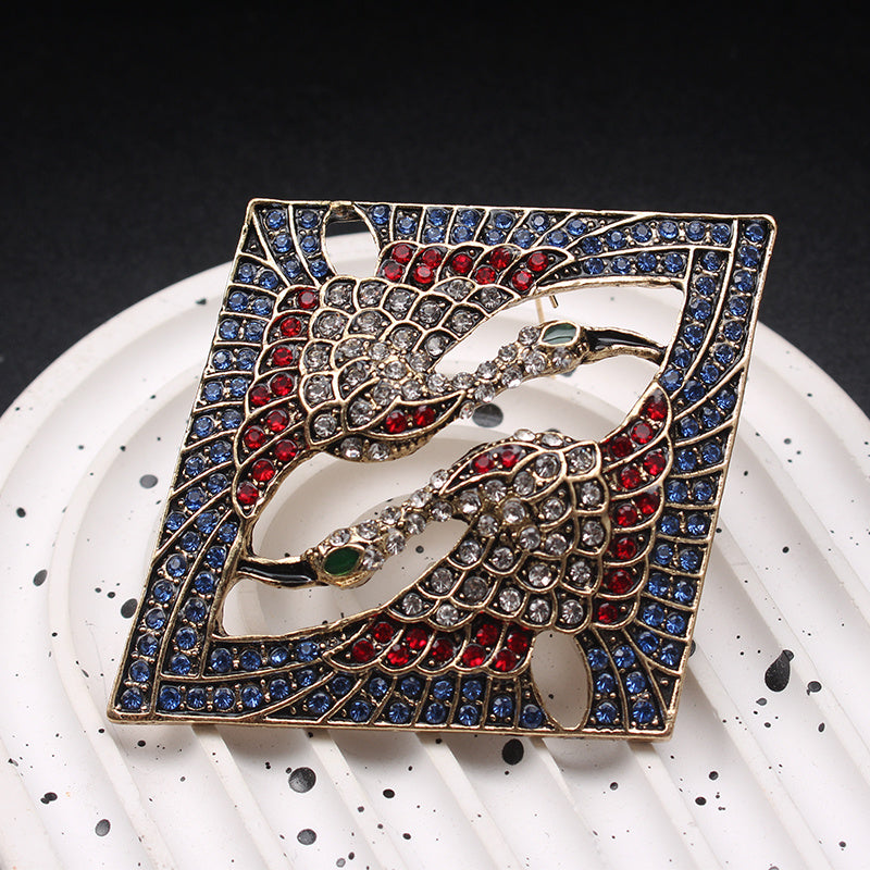 Retro-Style Crane and Phoenix Brooch with Rhinestones for Dresses and Sweaters