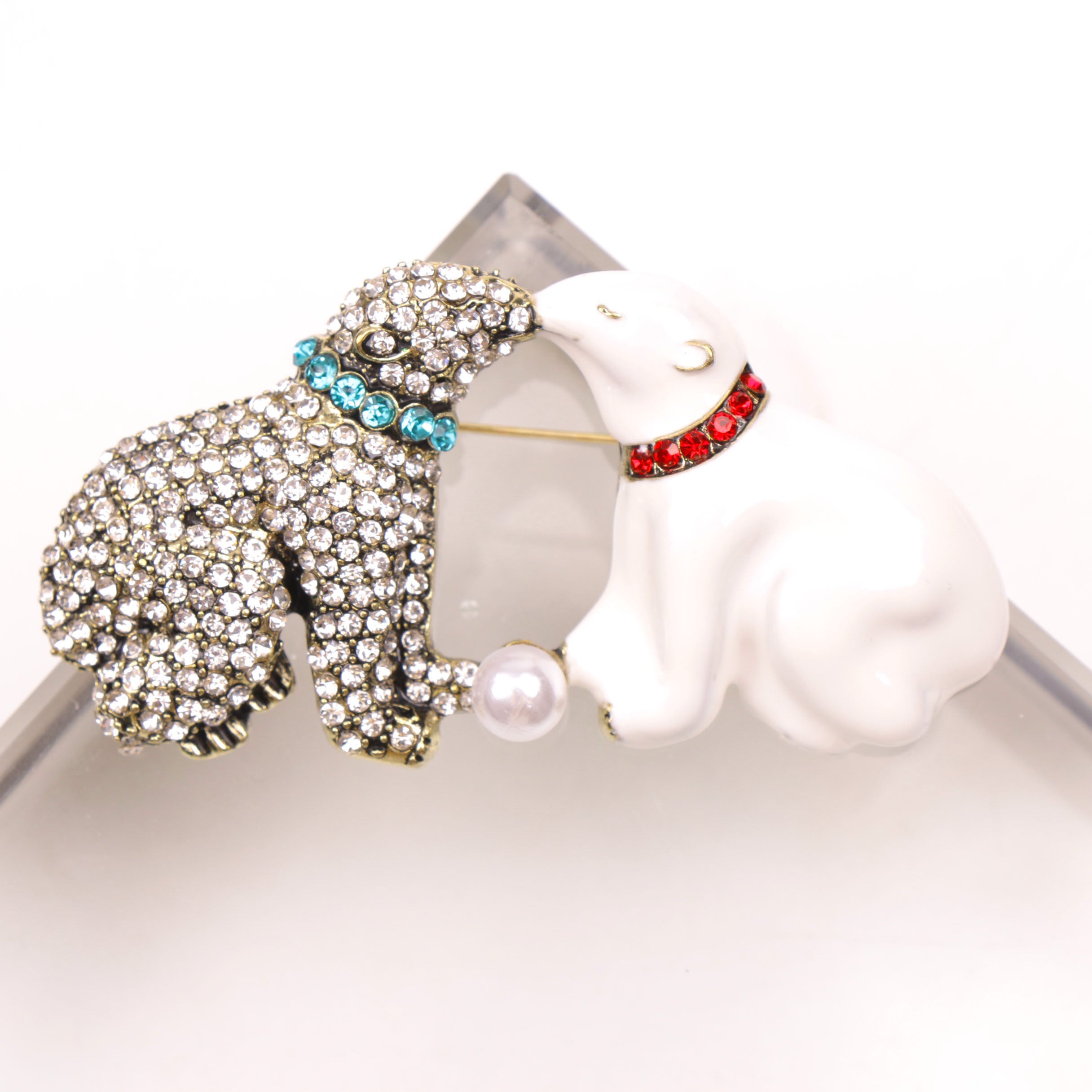 Enamel Bear Brooch Pin with Pearls and Rhinestones for Coats and Jackets