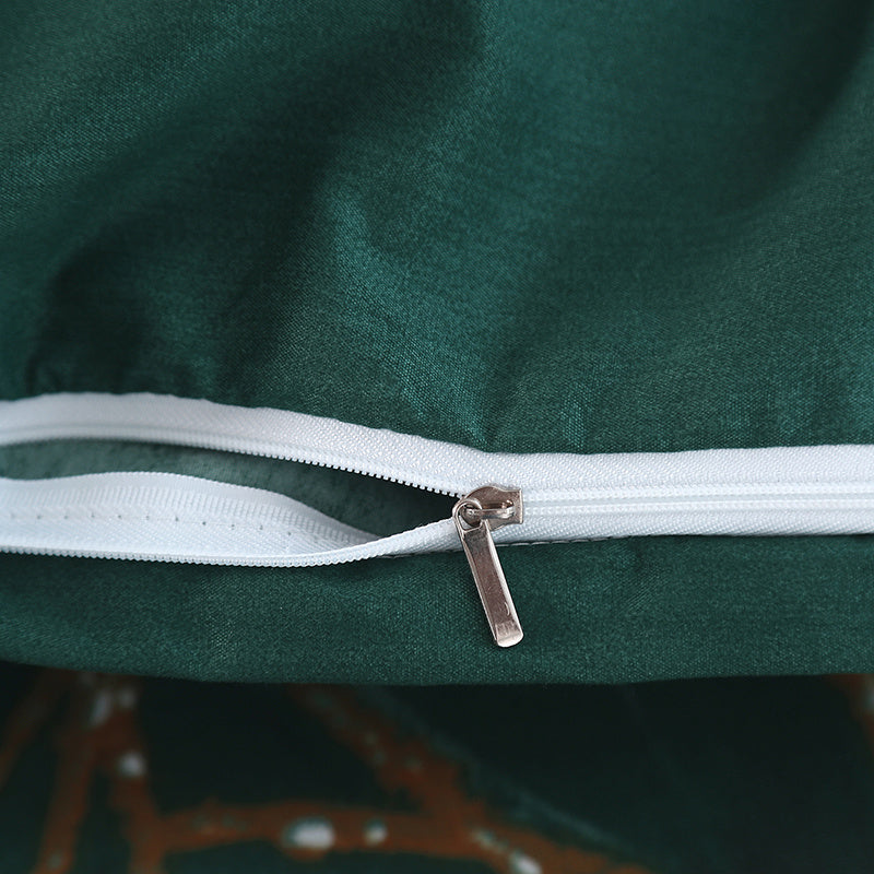 Geometric Floral Duvet Cover Set with Zipper Closure and Pillowcases Made of Breathable Polyester