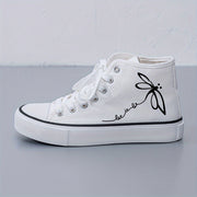 Women's Black and White Casual Skate Shoes with Laces and 2D Print