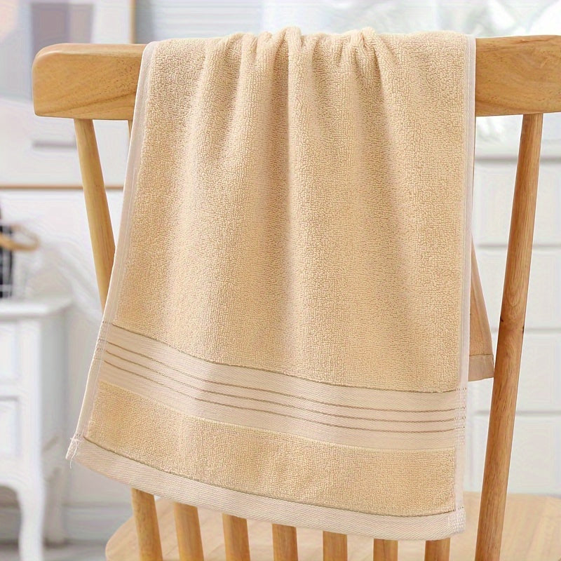 100% Cotton Hand Towel with Modern Grid Pattern 300GSM Absorbent Rectangular