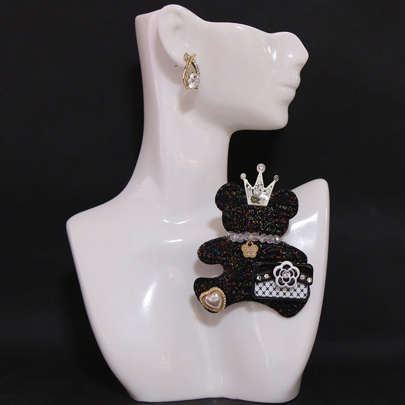 Vintage-Inspired Cartoon Bear Brooch Pin with Perfume Holder for Women