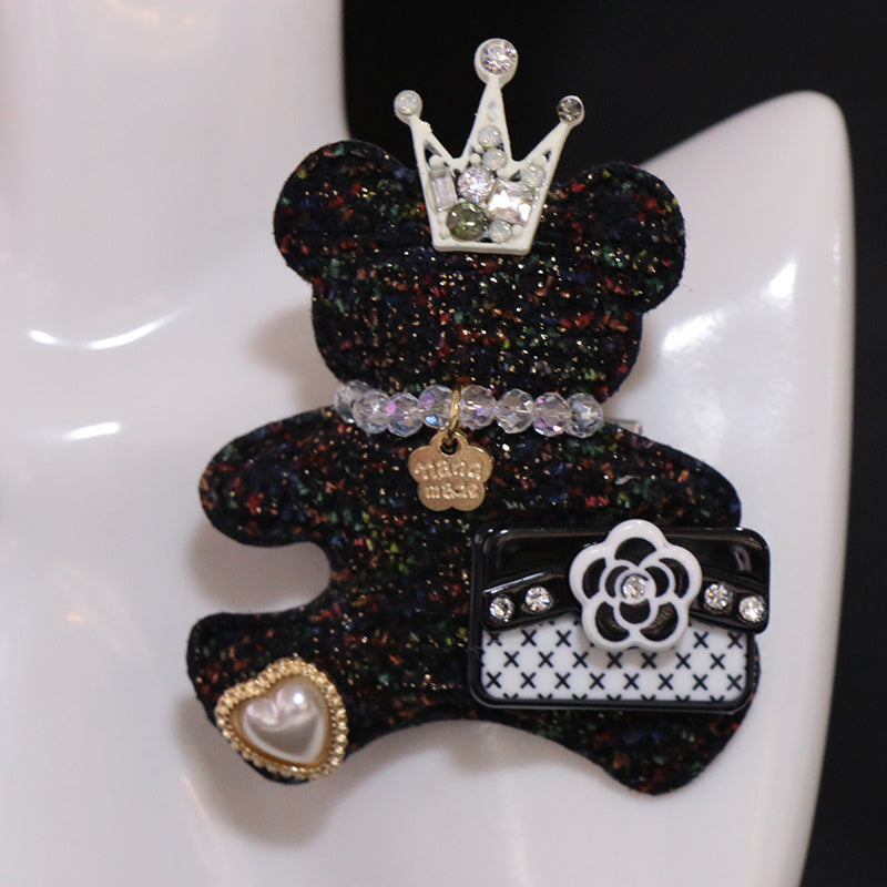 Vintage-Inspired Cartoon Bear Brooch Pin with Perfume Holder for Women