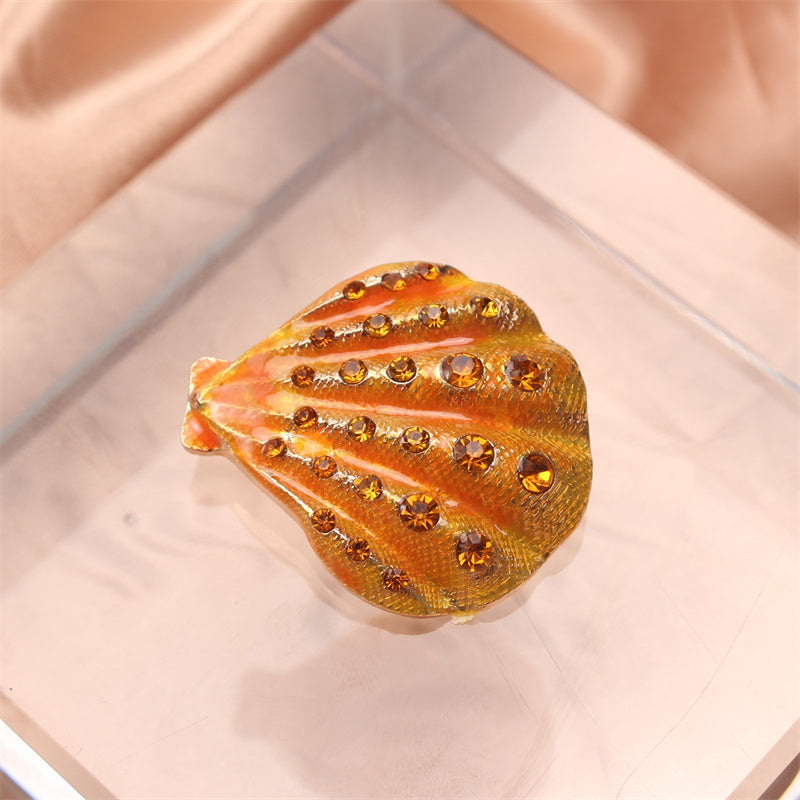 Elegant Rhinestone Shell Brooch for Women, Fall Winter Jewelry Accessory